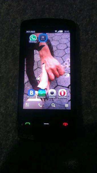 Лот: 6798350. Фото: 1. Nokia 700. Смартфоны