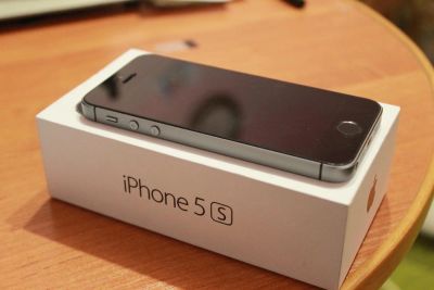 Лот: 10839788. Фото: 1. Iphone 5s. Смартфоны