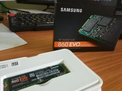Лот: 11408173. Фото: 1. SSD Samsung 860 EVO sata m.2 250GB. SSD-накопители
