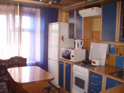 Лот: 6908967. Фото: 1. Семья снимет квартиру (Ветлужанка... Квартиры, студии