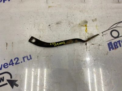 Лот: 21714508. Фото: 1. крепление подрамника Renault Symbol... Двигатель и элементы двигателя
