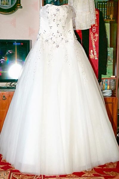 Лот: 6354071. Фото: 1. Свадебное платье 42-46 размера. Свадебные платья