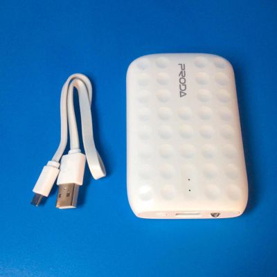 Лот: 5449023. Фото: 1. Внешний аккумулятор Power Bank... Зарядные устройства, блоки питания, адаптеры сетевые для смартфонов