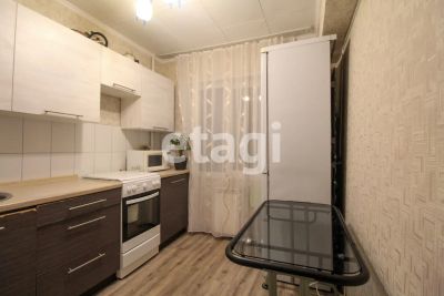 Лот: 21042344. Фото: 1. Продам 2-комн. кв. 42.1 кв.м... Квартиры, студии