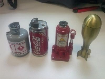 Лот: 6270706. Фото: 1. зажигалки разные. Зажигалки, спички, пепельницы