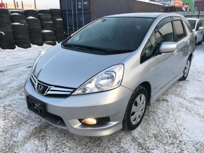 Лот: 10765181. Фото: 1. Honda Fit Shuttle 2014 Б/П по... Автомобили