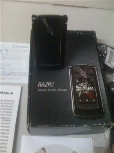 Лот: 783423. Фото: 1. Моторолла RAZR 2 на запчасти... Кнопочные мобильные телефоны