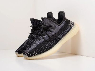 Лот: 17240593. Фото: 1. Кроссовки Adidas Yeezy 350 Boost... Кеды, кроссовки, слипоны