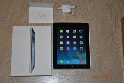 Лот: 3428678. Фото: 1. Продам iPad 3 (New) на 32Gb... Планшеты