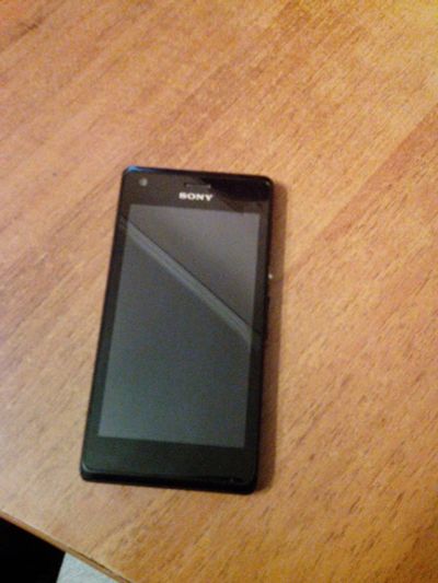 Лот: 4424620. Фото: 1. Sony xperia M ещё на гарантии. Смартфоны