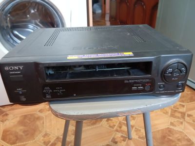 Лот: 25897504. Фото: 1. Видик sony. Видеомагнитофоны