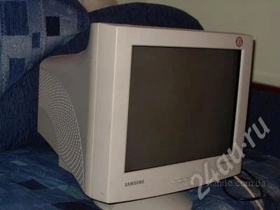 Лот: 572927. Фото: 1. Монитор 17 дюймов плоский Samsung... ЭЛТ-мониторы