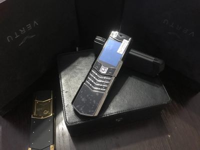 Лот: 9039220. Фото: 1. Телефон Vertu Signature Слайдер. Кнопочные мобильные телефоны