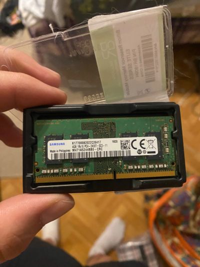 Лот: 25512021. Фото: 1. Оперативка Samsung ddr4 ноутбук. Оперативная память