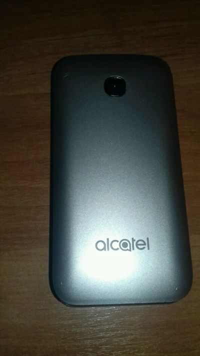 Лот: 11288145. Фото: 1. Сотовый Alcatel 2051D (3701). Кнопочные мобильные телефоны
