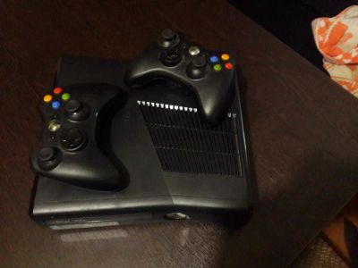 Лот: 5138845. Фото: 1. Xbox 360 250Gb Slim + игры. Игровые приставки, консоли