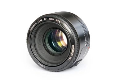 Лот: 9057754. Фото: 1. Объектив Yongnuo EF 50mm f/1.8... Объективы