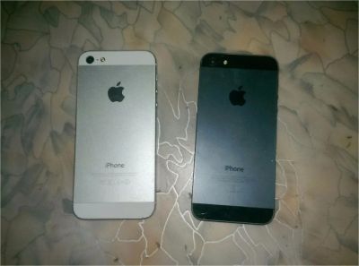 Лот: 9889567. Фото: 1. Продам 2 заблокированных Iphone... Смартфоны