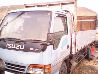 Лот: 9495714. Фото: 1. Бортовой грузовик Isuzu Elf, 1995... Грузовики, автобусы, спецтехника