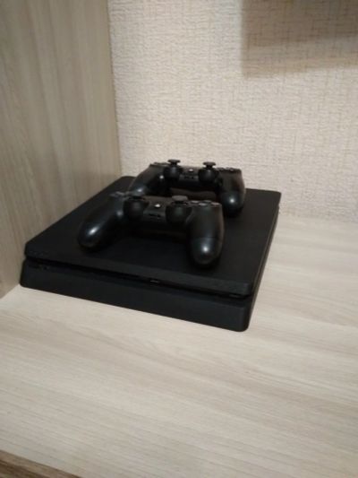 Лот: 12710191. Фото: 1. Sony playstation 4 slim 1tb 2... Игры для консолей