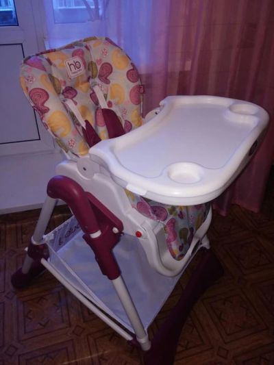 Лот: 7051147. Фото: 1. HAPPY BABY Стульчик для кормления... Стульчики для кормления