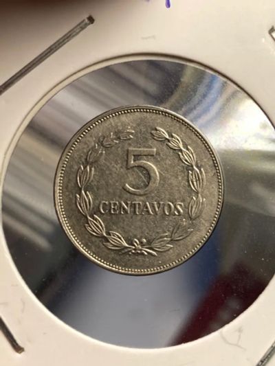Лот: 19414122. Фото: 1. Сальвадор 5 сентаво, 1992. Америка