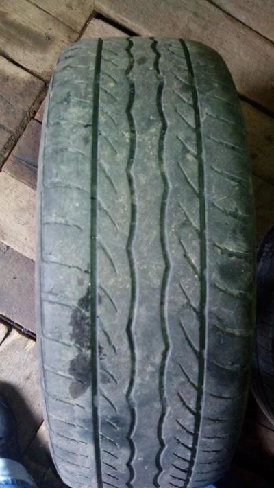 Лот: 9662504. Фото: 1. R15 195/65 продам 2 шины maxxis... Шины