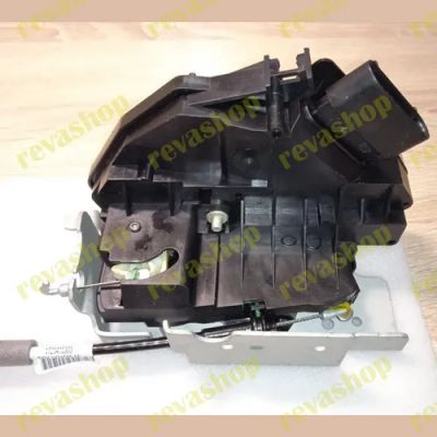 Лот: 22391572. Фото: 1. Замок задней распашной двери Ford... Кузов