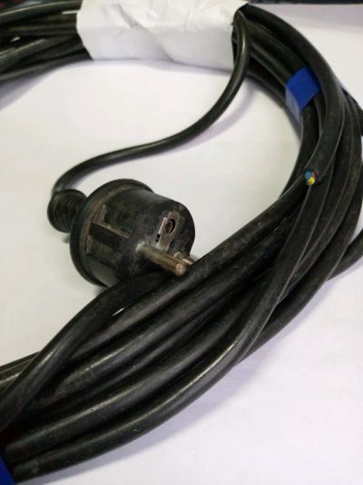 Лот: 19322260. Фото: 1. сетевой кабель с вилкой 3 жильный... Удлинители, тройники, сетевые фильтры