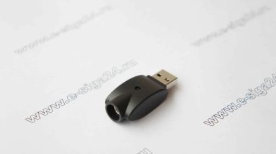 Лот: 4616821. Фото: 1. Универсальное USB 2.0 Зарядное... Зарядные устройства, блоки питания для бытовой техники