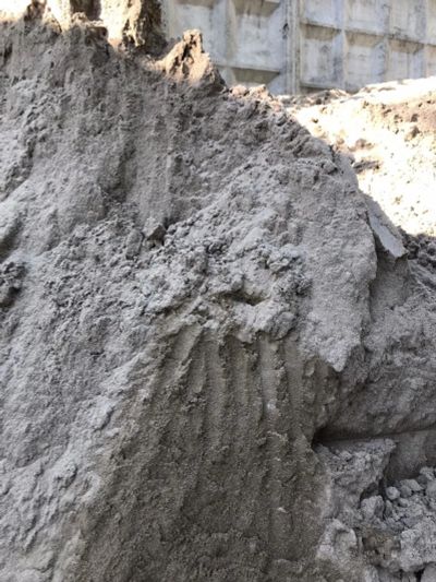 Лот: 5698259. Фото: 1. Песок сеяный, в мешках (1553). Песок, гравий, инертные материалы