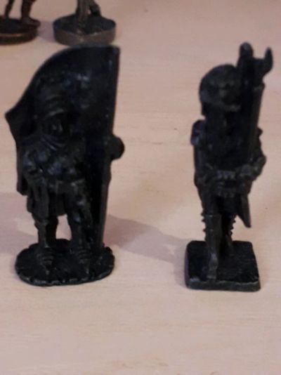 Лот: 11461473. Фото: 1. Солдатики цена указана за 4 шт. Игрушки