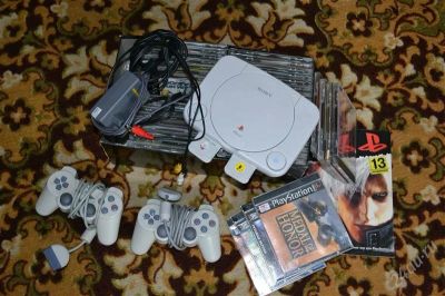 Лот: 2222324. Фото: 1. Sony PlayStation. Игровые приставки, консоли