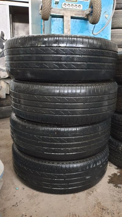 Лот: 16241634. Фото: 1. bridgestone dueler 225/65 r17. Шины