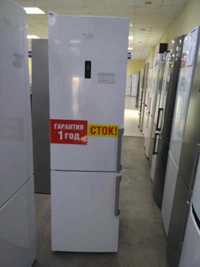 Лот: 14412057. Фото: 1. Холодильник hotpoint-ariston hfp... Холодильники, морозильные камеры