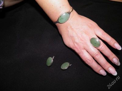 Лот: 1409143. Фото: 1. Ювелирный набор. Серьги, каффы