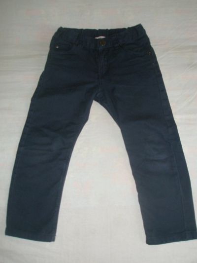 Лот: 11819751. Фото: 1. Темно-синие джинсы "H&M" для мальчика... Брюки, шорты, джинсы