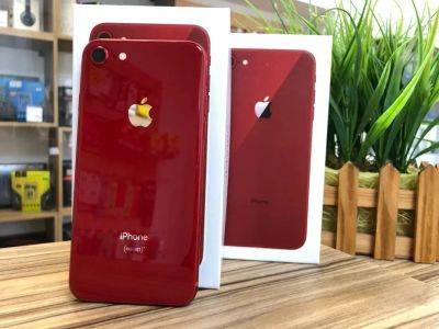 Лот: 17474963. Фото: 1. iPhone 8. Гарантия. Оригинал. Смартфоны