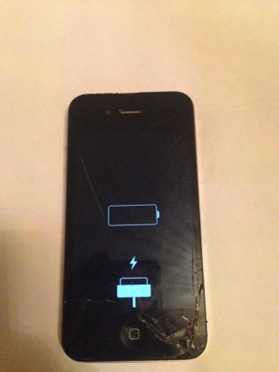 Лот: 7099070. Фото: 1. iPhone 4 16 gb. Смартфоны