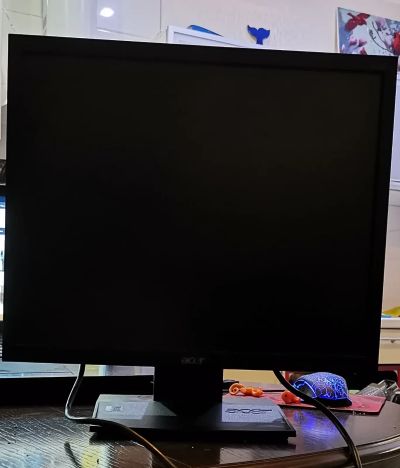 Лот: 19705863. Фото: 1. Монитор 19" Acer V193b. ЖК-мониторы