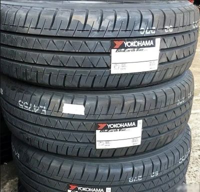 Лот: 20015614. Фото: 1. шины 205/70 R15C Yokohama Bluearth-Van... Шины