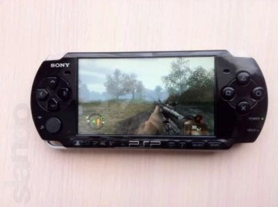 Лот: 9689835. Фото: 1. Sony PSP 3008 + 16GB + игры... Консоли