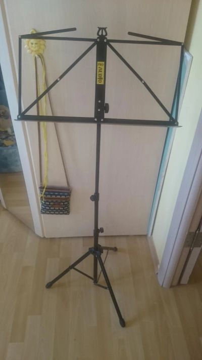 Лот: 7203563. Фото: 1. Пюпитр. Другое (музыкальные инструменты и оборудование)