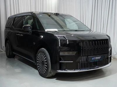 Лот: 25703636. Фото: 1. Минивэн Zeekr 009 2025. Автомобили