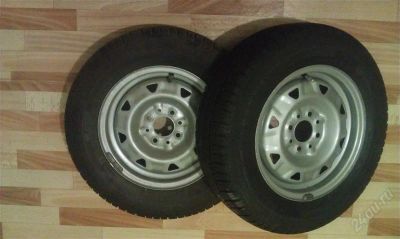Лот: 2290034. Фото: 1. 2 колеса с летней резиной на дисках. Шины на дисках