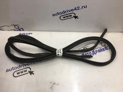 Лот: 21715934. Фото: 1. уплотнитель багажника Renault... Двигатель и элементы двигателя