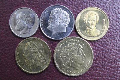 Лот: 21102145. Фото: 1. Греция Набор 5 монет Выдающиеся... Наборы монет