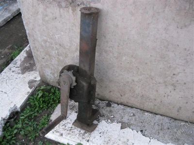 Лот: 2110745. Фото: 1. домкрат реечный, 8-10т. Ручной инструмент