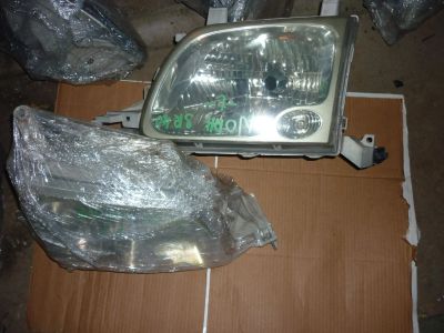 Лот: 5437677. Фото: 1. Фары,оптика передняя Toyota NOAH... Оптика и освещение