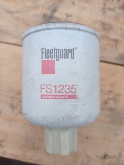 Лот: 18868100. Фото: 1. Фильтр Топливный Fleetguard FS1235. Расходные материалы